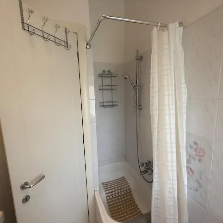 شقة Beaches, Sea, And Montallegro Panoramic Cable Car *